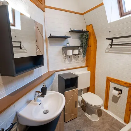 Charmantes 1-zimmer Loft - Parkplatz - Bushaltestelle