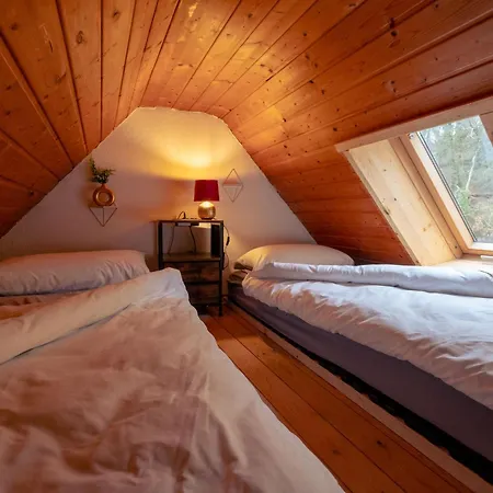 Apartman Charmantes 1-zimmer Loft - Parkplatz - Bushaltestelle Niefern-Öschelbronn